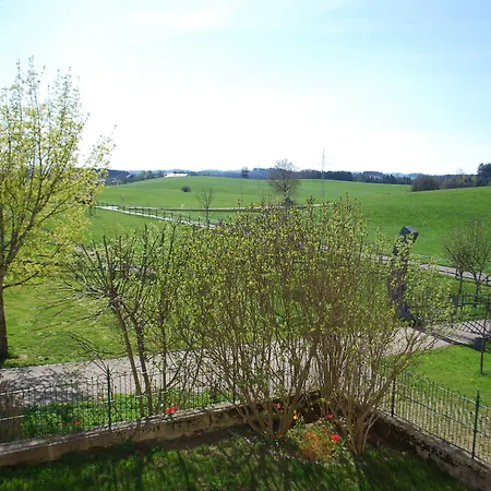 Han/Misafirhane Allgaeu Meadow Ranch 2*