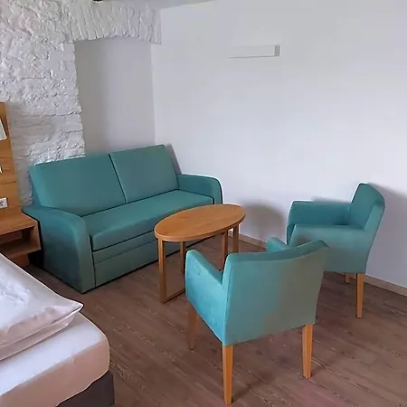 Allgaeu Meadow Ranch Inn Hergatz
